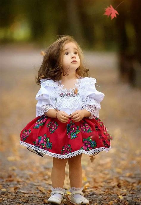 Pin By Fara On Dp Cute Little Girls Baby Girl Dresses Kids Dress