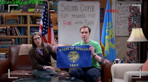Amy Und Sheldon Präsentieren Die Flagge Oregons