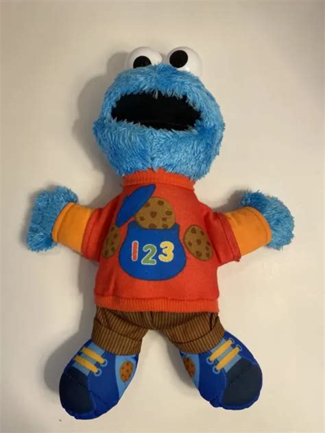 Sesame Street Cookie Monster Talks 123 And Sings A Counting Song 14