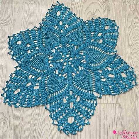 Round Crochet Pineapple Doily Free Pattern - Zouzou Crochet