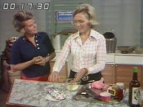 Buy mary berry's desserts 01 by mary berry (isbn: Mary Berry makes dessert | Cream Desserts | Good Afternoon | 1974 - YouTube
