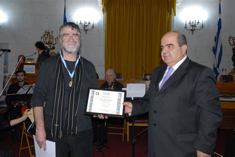 Δεν είναι η πρώτη φορά που ο σταρ προτίμησε την ελλάδα. KAROUSOS ART CRITICS: Ο ΟΜΙΛΟΣ ΓΙΑ ΤΗΝ UNESCO ΠΕΙΡΑΙΩΣ ΚΑΙ ...
