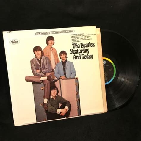 The Beatles Yesterday And Today Capitol Record Club St 8