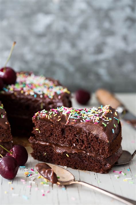 Saftig Sjokoladekake Med Sjokolade Og Pasjonsfruktglasur Ida Gran Jansen Kake Ideer Baking