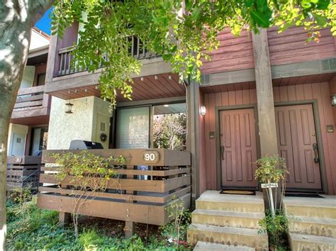 This compares to california real estate data. Woodland Hills Real Estate - Woodland Hills Los Angeles ...