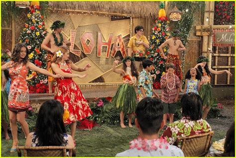 Luke Just Won T Let Go Of Shayelee In New Jessie S Aloha Holidays Stills Photo