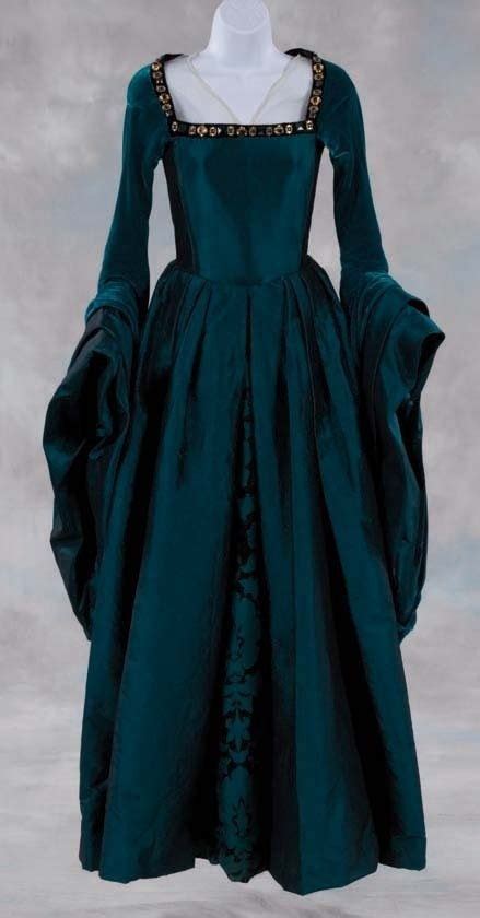 Anne Boleyn Ca1600s Historical Dresses Renaissance Dresses