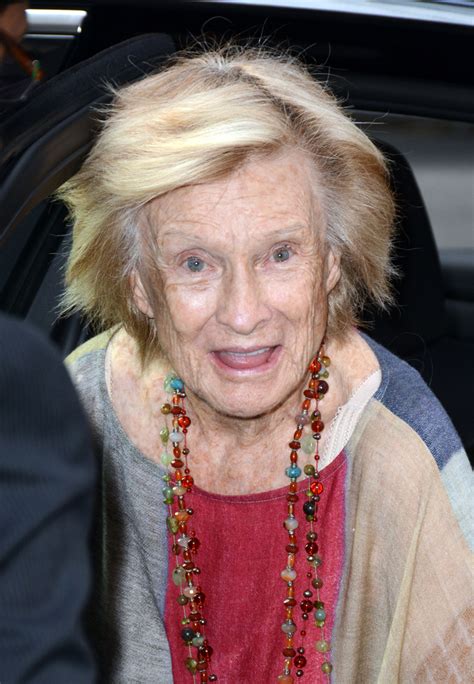 She won accolades and an academy award for her dramatic work, but cloris leachman, who won an academy award for her portrayal of a neglected housewife in the stark drama the last in his beloved horror spoof young frankenstein (1974) she was the. Cloris Leachman: Sad Final Days For 'Young Frankenstein ...