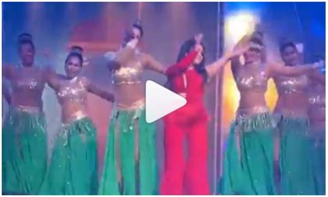 Neha Kakkar Belly Dance On Dilbar Song Viral On Social Media नेहा कक्कड़ ने अपने इस गाने पर