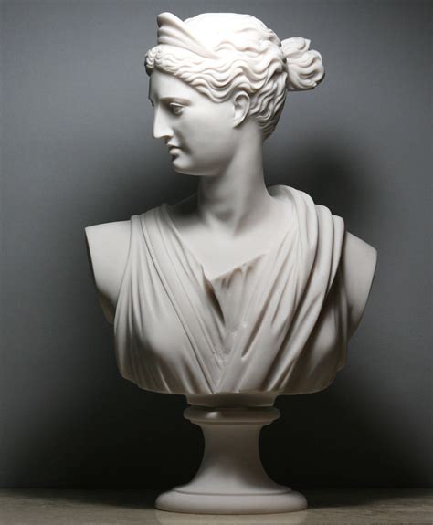 roman goddess diana statue