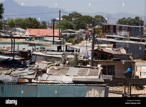 Eine Ansicht Der Langa Township In Kapstadt Stockfotografie Alamy