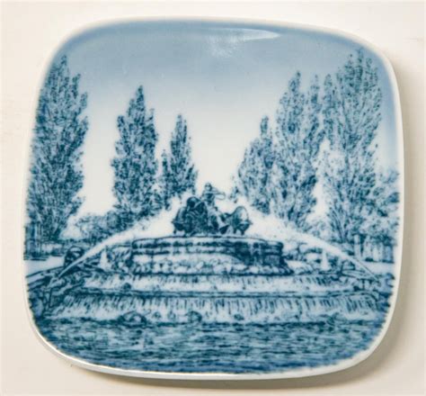 For our tile warehouse we offer prices for quality limestone, travertine, porcelain, hardwood, slate, onyx, granite, quartz and more. Delft Ceramic Tiles For Sale at 1stdibs