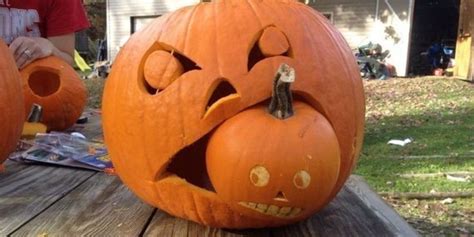 34 Epic Jack O Lantern Ideas To Try Out This Halloween Funny Jack O Lanterns Lantern Ideas