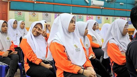 Parents Applaud Maharani School Programme for Positively Influencing