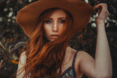 Redhead Girl Face Model Woman Brown Eyes Wallpaper Coolwallpapersme