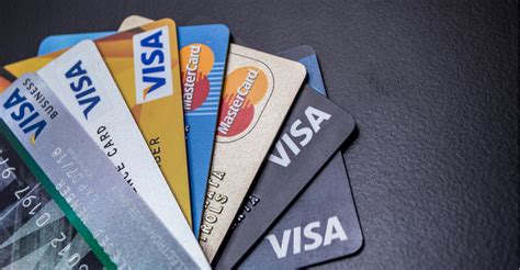 8 Best Credit Cards Accepted Everywhere April 2024