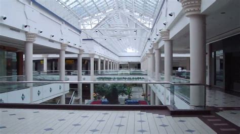 Dead Mall Irondequoit Mall Medley Centre Rochester Ny Youtube
