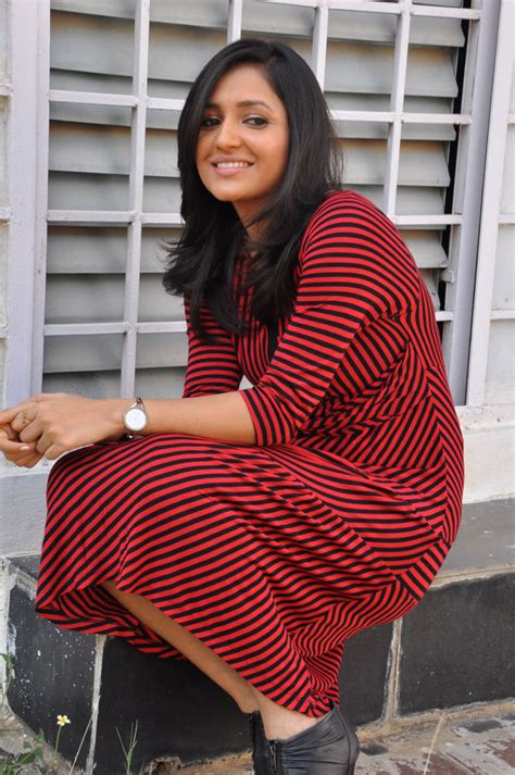Sarayu Actress Photo Image Pics And Stills 172137