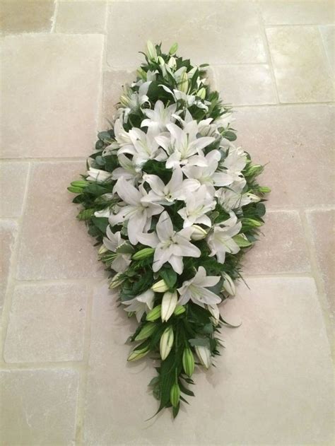 Maybe you would like to learn more about one of these? Best 25+ Funeral flower arrangements ideas on Pinterest ...