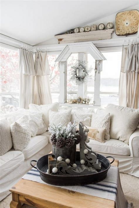 15 Top Farmhouse Living Room Decor For Winter