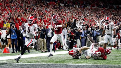 Georgia Bulldogs win rematch vs. Alabama Crimson Tide for first college