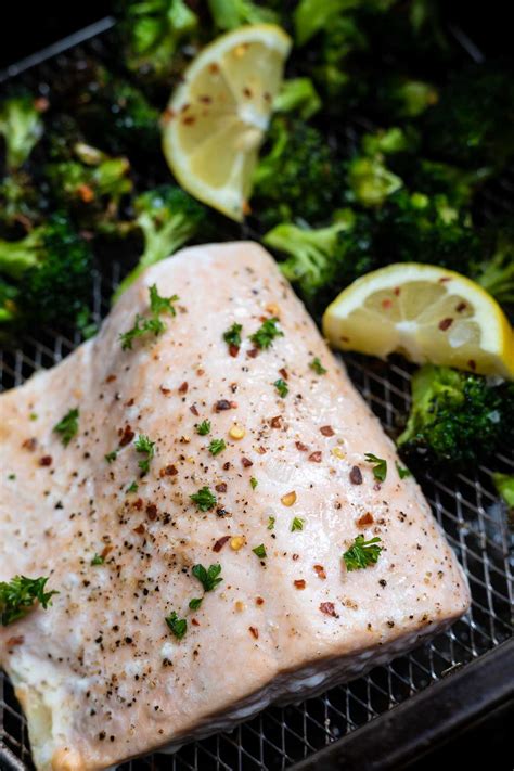 SALMON and BROCCOLI in AIR FRYER!!! + Tasty Air Fryer Recipes