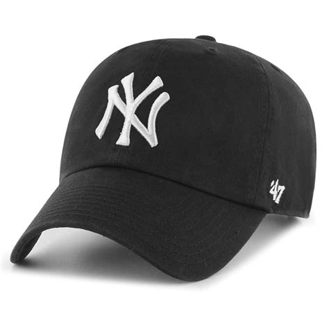 New York Yankees Apparel And Gear