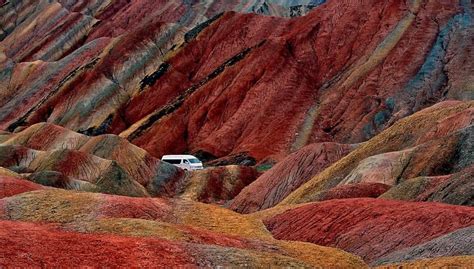 Chinas Glimmering Red Mountains Look Like The Surface Of Mars