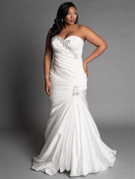 31 wedding dress styles for larger ladies