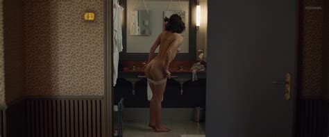 Naked Adèle Exarchopoulos In Éperdument