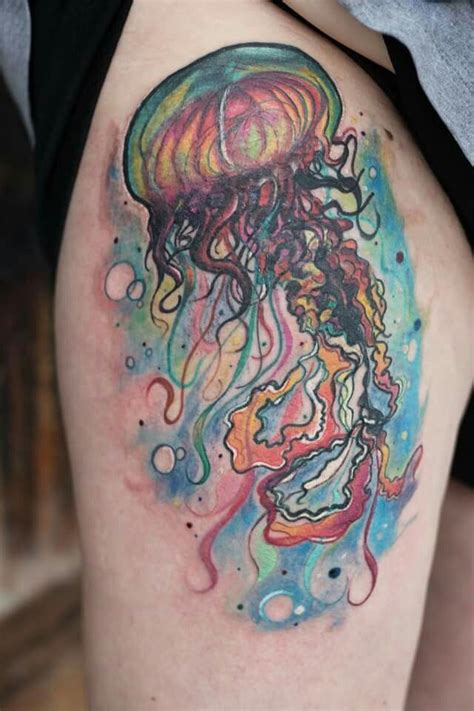 Https://tommynaija.com/tattoo/beautiful Jellyfish Tattoo Design