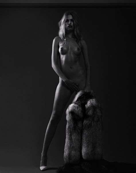 Daphne Groeneveld Nude 2 Photos Thefappening