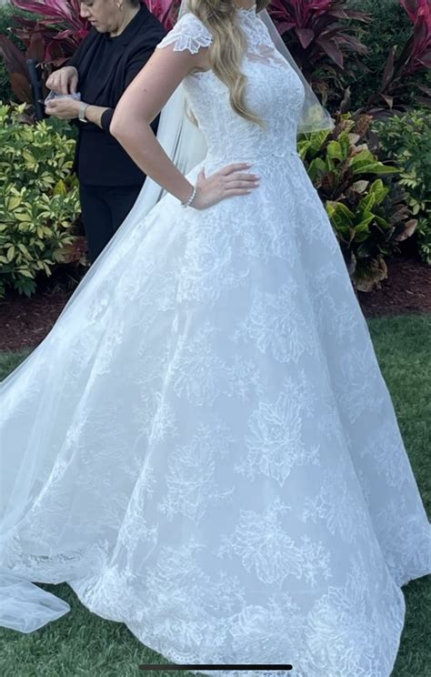 Monique Lhuillier Magnificent Wedding Dress Save Stillwhite