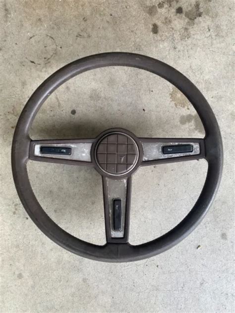 79 83 Toyota Pickup Truck Sr5 Brown Steering Wheel W Horn Pad Oem 140