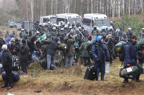 Die Lage Der Geflüchteten An Der Polnisch Belarussischen Grenze In Bildern Sternde