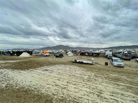 Burning Man Exodus Finally Begins In Black Rock Desert