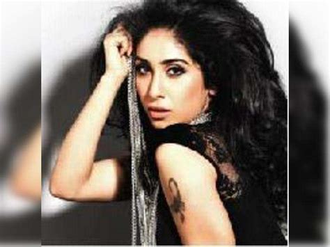 Neha Bhasin Wont Sing In Her Acting Debut Hindi Movie News Times