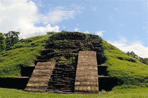 Sitio ArqueolÓgico De CihuatÁn Qué Ver Y Descubrir