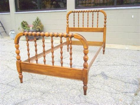 Ethan Allen Jenny Lind Bed Wood Twin Size Antique Heirloom Spindle