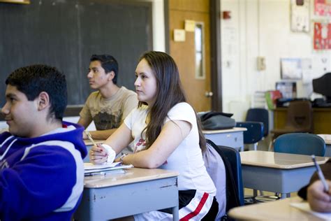 Latinas Achieve Autonomy Through College Education And Society