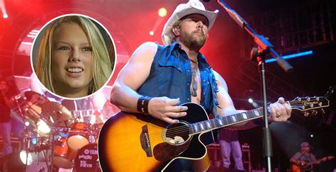 Young Taylor Swift Gushes About Toby Keith In 2005 Interview