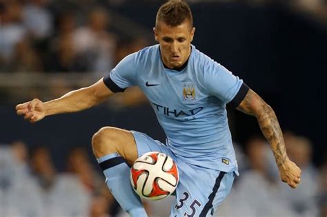 On 19 july 2013, he signed for premier league club manchester city in a deal worth approx. Manchester City transfers: Stevan Jovetic going nowhere ...