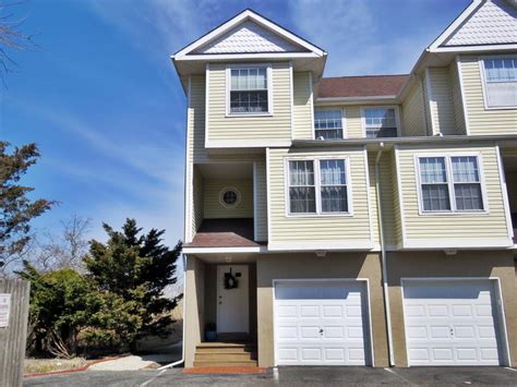 When a lot has a multiplication sign followed by a number (x2), this indicates the lot is being sold times the money.times the money means that the bidder pays the bid amount times the number of items in the lot. Cape Island Creekview - Vacation Rental in West Cape May ...