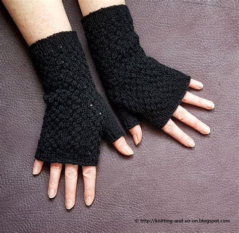 Knitting and so on: Widows Weeds Fingerless Gloves