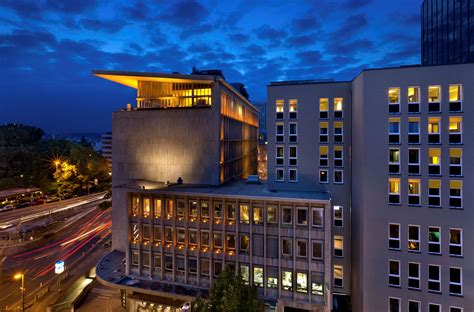 102 comfortable rooms at the venue include complimentary wifi, air conditioning and wireless internet. About Us | Flemings Selection Hotel Frankfurt City Centre