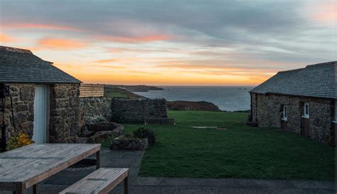 Cape Cornwall Self Catering Luxury Cottage By The Sea Share