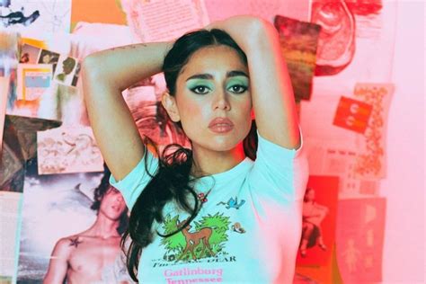 Samia Has Released A New Single ‘mad At Me From Her Upcoming Second Album ‘honey Dork