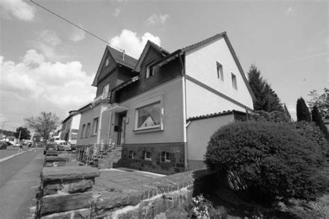 Die immobilien reichen hinsichtlich ihrer wohnfläche von 119 bis 243 m². 30 Best Images Haus Mieten Windeck - Terrassenwohnung ...