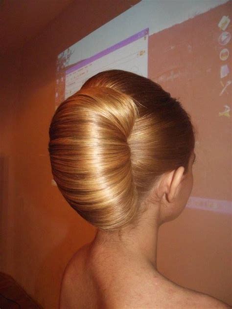 Large French Roll In Blonde French Twist Hair Medium Hair Styles