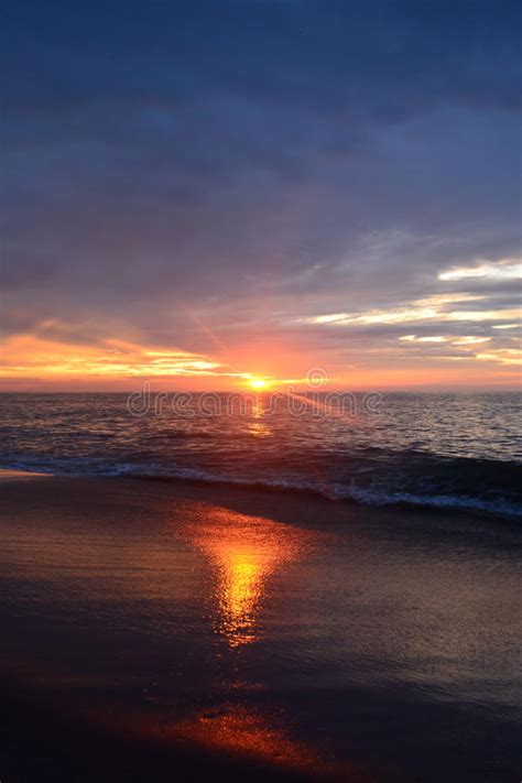 Golden Sunrise Over The Ocean Stock Image Image Of Beauty Jetty